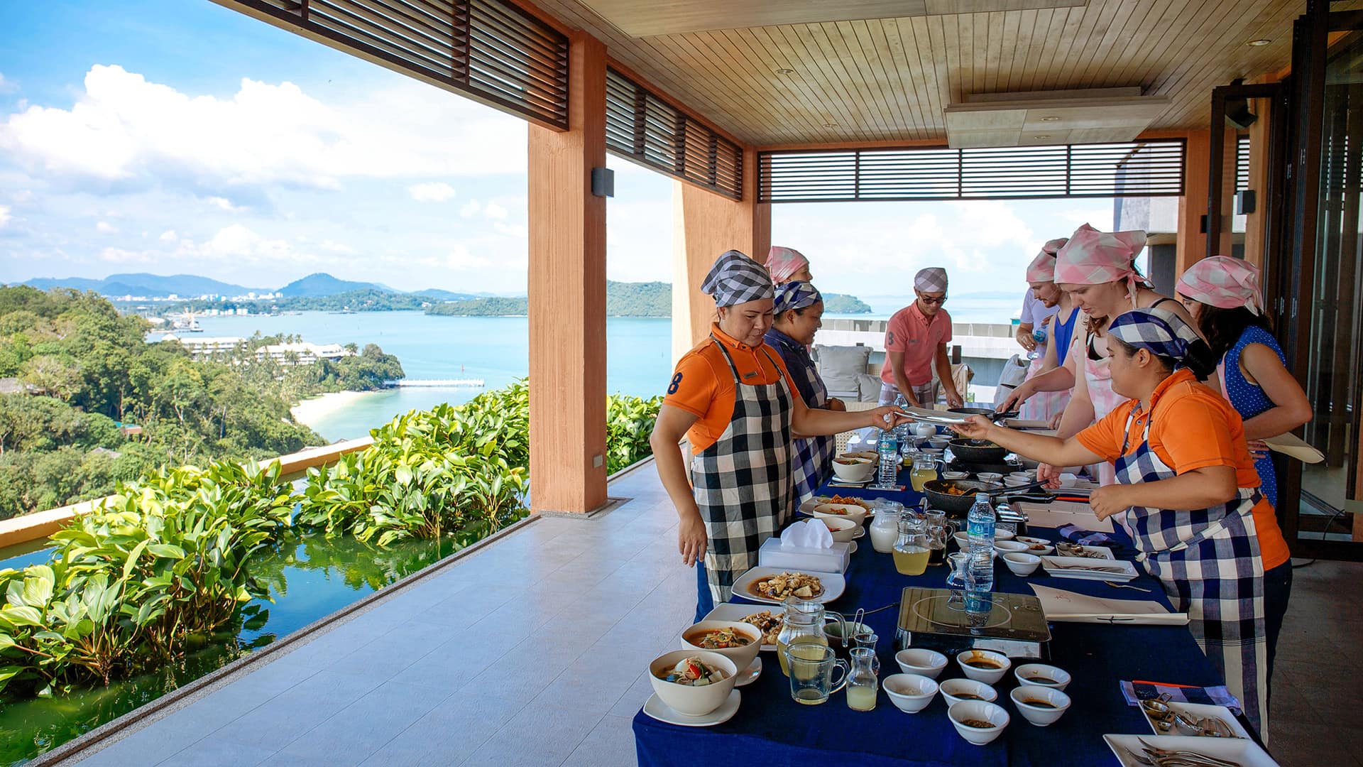 cooking school phuket private classes thai dishes